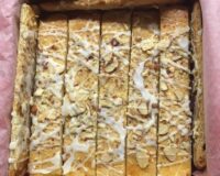 Almond Cookies Deluxe